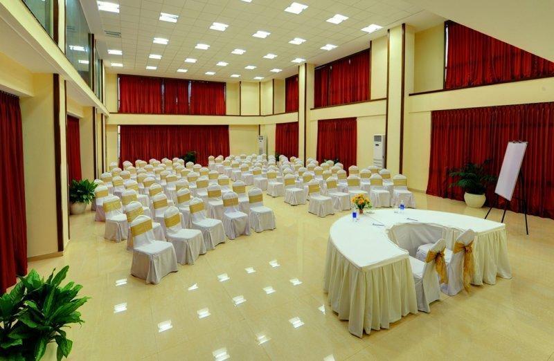Clarks Exotica Convention Resort & Spa Devanahalli Ngoại thất bức ảnh
